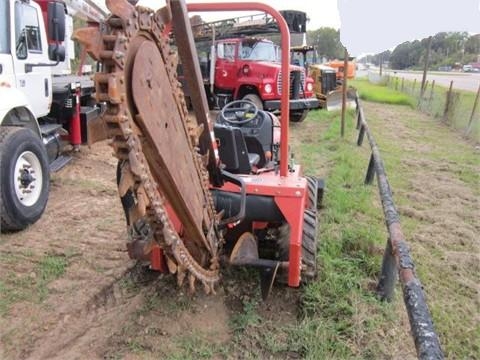 Trencher Ditch Witch RT40