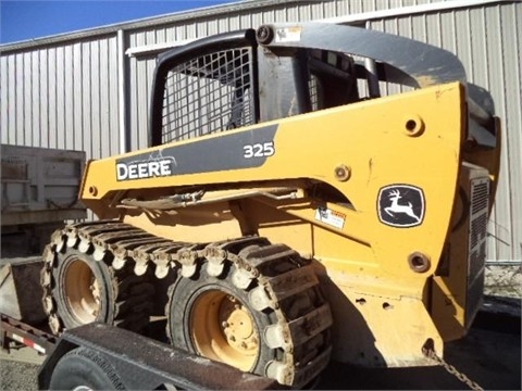  Deere 325 seminueva en venta Ref.: 1389054124050695 No. 3