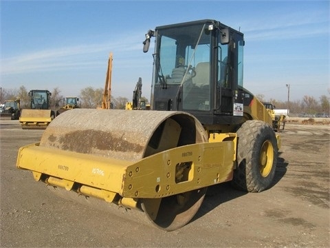 Compactadora Vibratoria Caterpillar CS56