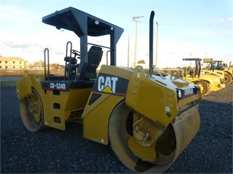 Compactadora Vibratoria Caterpillar CB-534D