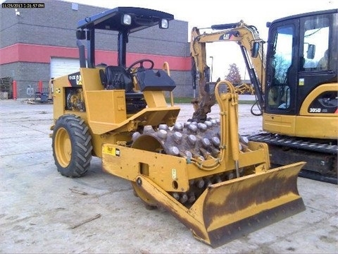 Caterpillar CP-323C usada a la venta Ref.: 1389213813811667 No. 3