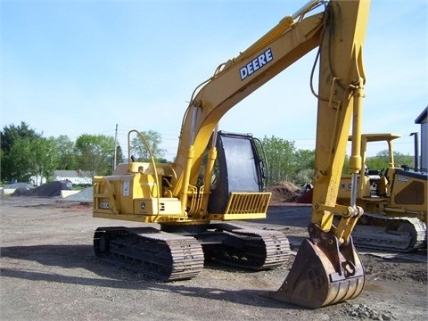  Deere 120D de segunda mano en venta Ref.: 1389218190467517 No. 2