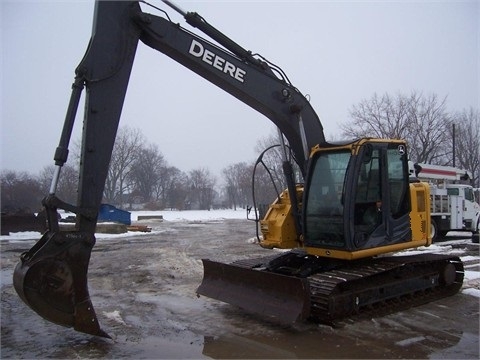  Deere 135D seminueva en venta Ref.: 1389221812808758 No. 4