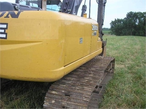  Deere 200D seminueva en venta Ref.: 1389295055003257 No. 2