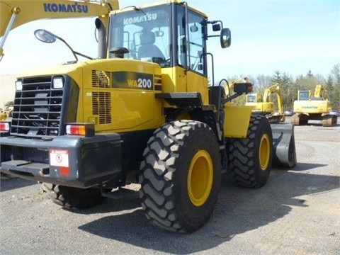 venta cargadora sobre ruedas komatsu WA200-6 seminueva  Ref.: 1389298040752379 No. 3