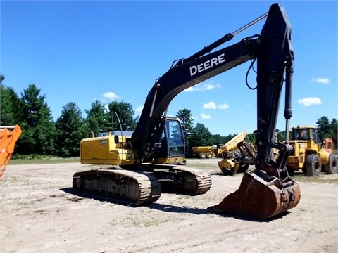  Deere 270D LC seminueva en venta exelente oportunidad Ref.: 1389306925719230 No. 3