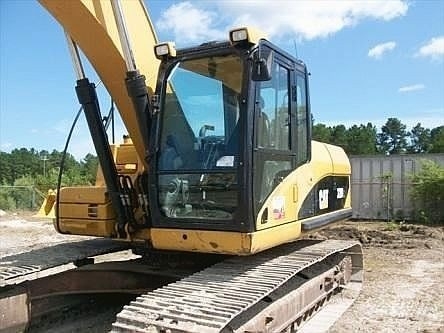  Caterpillar 320DL de segunda mano a la venta Ref.: 1389738535406008 No. 3