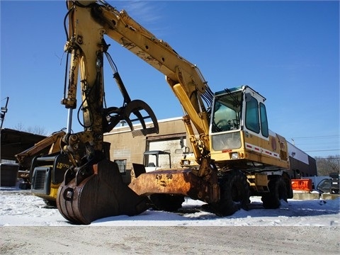 venta excavadora sobre ruedas LIEBHERR A912 seminueva bajo costo Ref.: 1390331308101994 No. 2