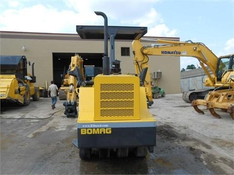 Compactadora Con Llantas Bomag BW11RH