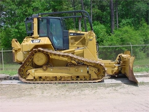 Dozers/tracks Caterpillar D6N