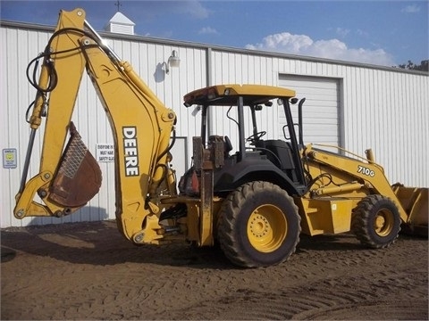 Backhoe Loaders Deere 710G