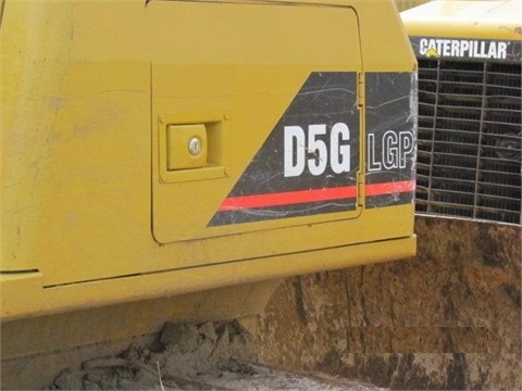  Caterpillar D5G seminueva en venta Ref.: 1391023964854059 No. 2