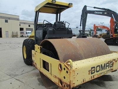 venta compactadora vibratoria bomag BW211D-40 seminueva Ref.: 1391033379082018 No. 2