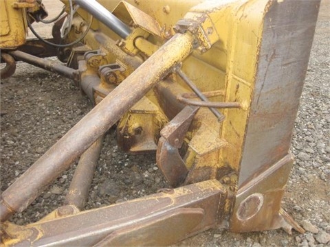  Caterpillar D6C de medio uso en venta Ref.: 1391626309770400 No. 4