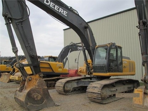  Deere 270D seminueva en venta Ref.: 1391795309889118 No. 2