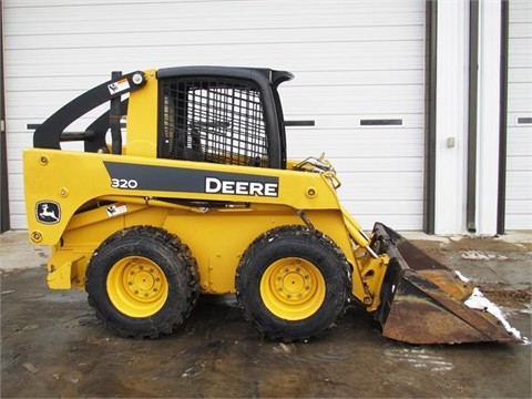  MINICARGADOR Deere 320 seminueva en perfecto estado Ref.: 1392687116879760 No. 3