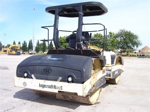 Compactadora Vibratoria Ingersoll-rand DD118HF