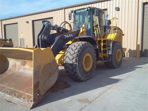 Cargadoras Sobre Ruedas Deere 744K