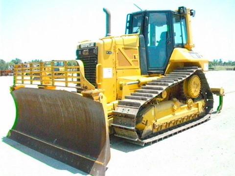 Dozers/tracks Caterpillar D6N