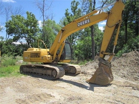 Hydraulic Excavator Deere 200C