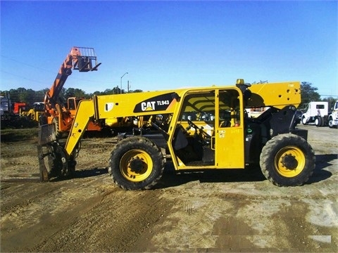 Telehandler Caterpillar TL943