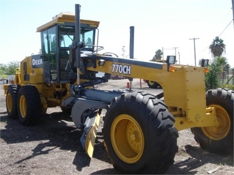  Deere 770CH en venta, usada Ref.: 1396740316211734 No. 2