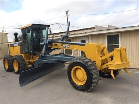  Deere 770CH de segunda mano Ref.: 1396743018741731 No. 2