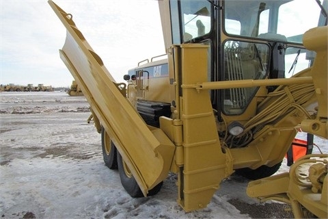  Caterpillar 140H seminueva en venta Ref.: 1396826588716482 No. 2