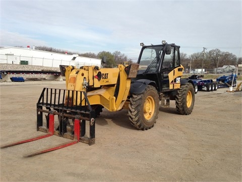  Caterpillar TH560B seminueva en perfecto estado Ref.: 1396893218034016 No. 2