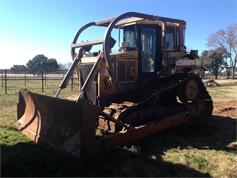 Dozers/tracks Caterpillar D6H