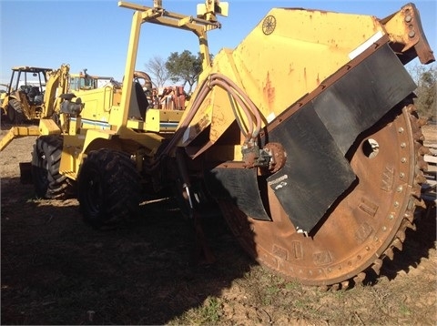 Trencher Vermeer V8550