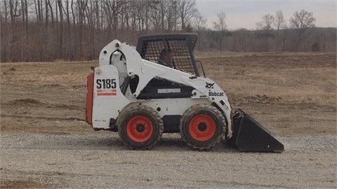 Minicargadores Bobcat S185