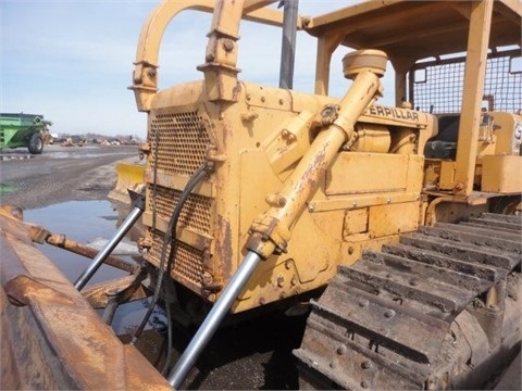 Dozers/tracks Caterpillar D6C