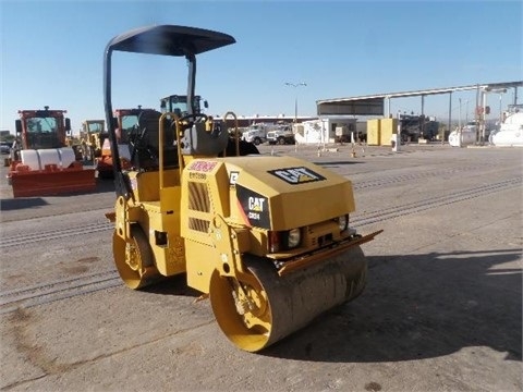  Caterpillar CB24 de segunda mano Ref.: 1397949632114127 No. 4