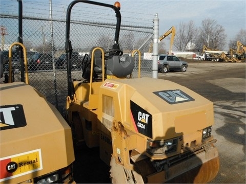 Vibratory Compactors Caterpillar CB24