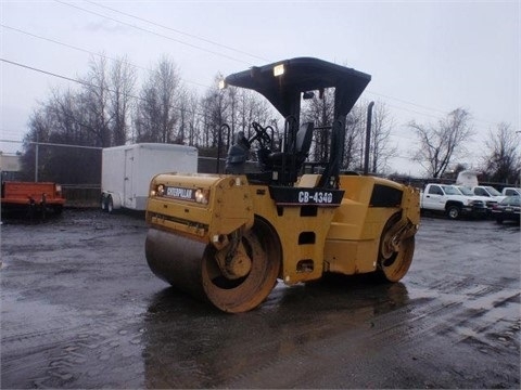 Compactadora Vibratoria Caterpillar CB-434D