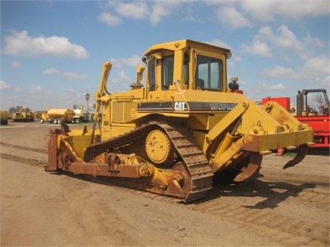 Dozers/tracks Caterpillar D6H