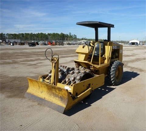  Caterpillar CP-323 seminueva Ref.: 1398179727697229 No. 4