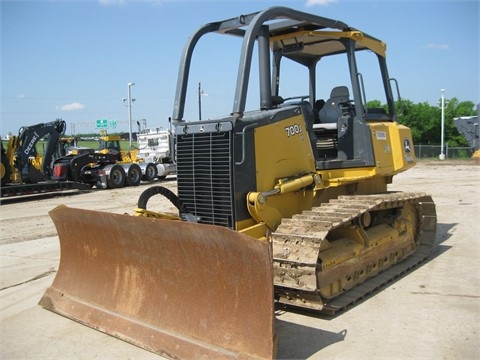  Deere 700J de segunda mano en venta Ref.: 1398281562534064 No. 2