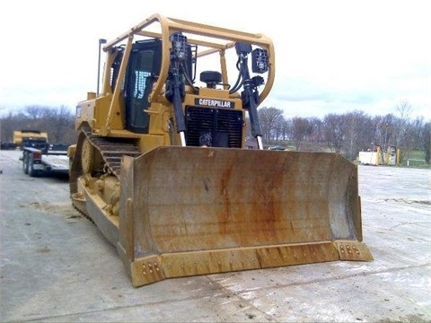 Dozers/tracks Caterpillar D6T