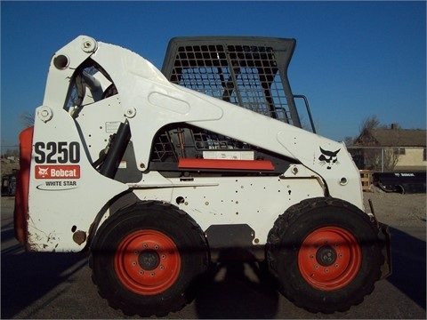  Bobcat S250 usada a buen precio Ref.: 1398367452410078 No. 2