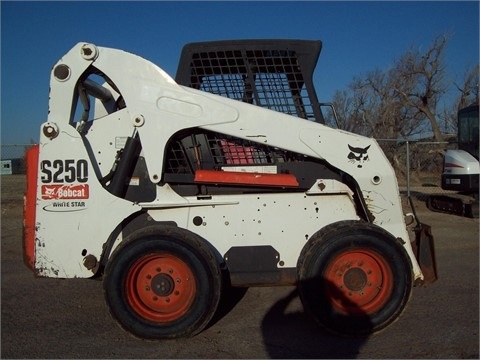  Bobcat S250 importada de segunda mano Ref.: 1398367872331694 No. 2