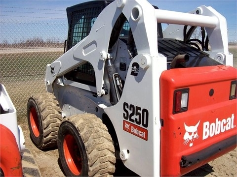 Miniloaders Bobcat S250