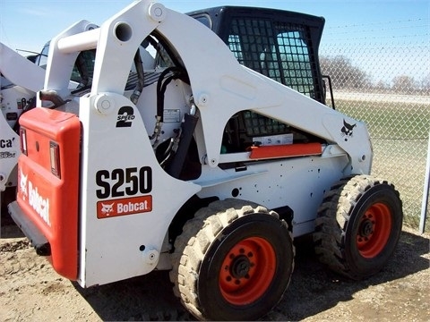  Bobcat S250 usada en buen estado Ref.: 1398368464875699 No. 2