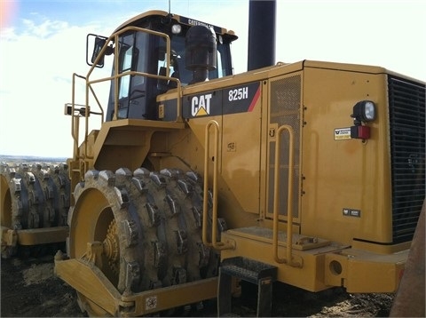 Compactadoras Suelos Y Rellenos Caterpillar 825H