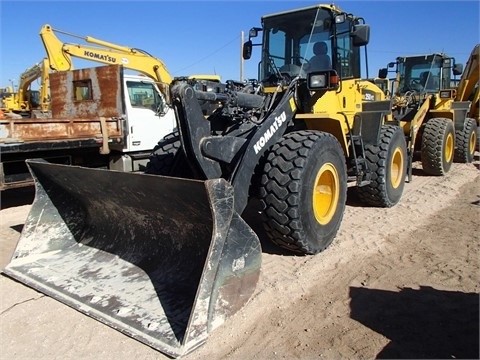 Cargadoras Sobre Ruedas Komatsu WA250