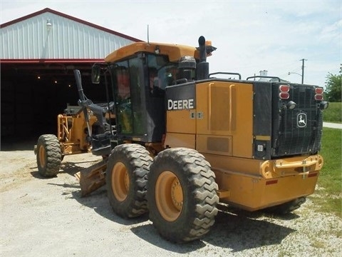  Deere 770 de medio uso en venta Ref.: 1398803006073772 No. 2