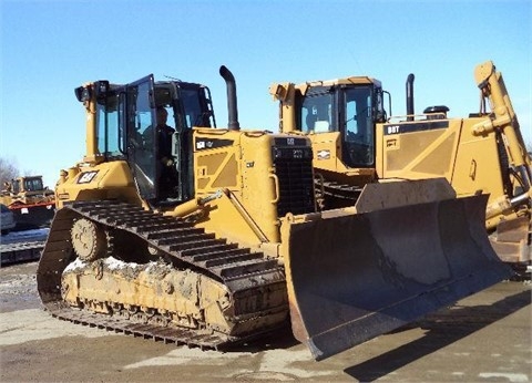 Dozers/tracks Caterpillar D6N