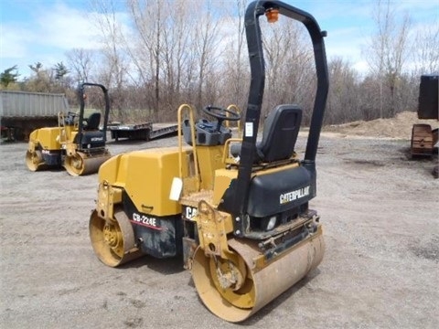  Caterpillar CB-224E usada a la venta Ref.: 1399051216024460 No. 3