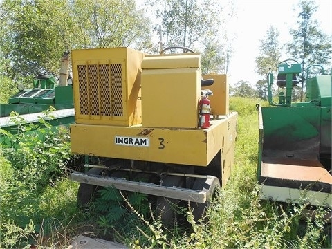 Compactadora Con Llantas Ingram 9-2800